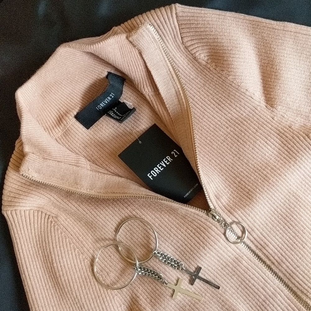 Beige Cropped High Neck Zip down cardigan O ring